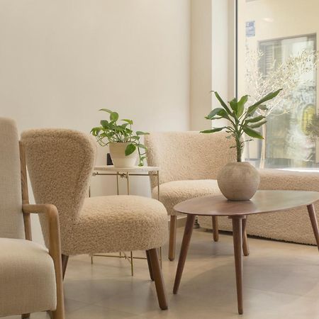 Living Stone Condo Hotel Atene Esterno foto