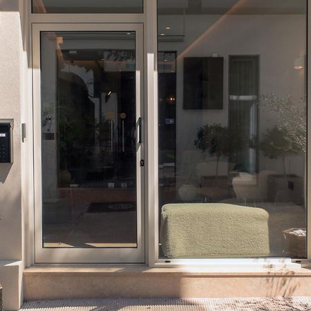 Living Stone Condo Hotel Atene Esterno foto