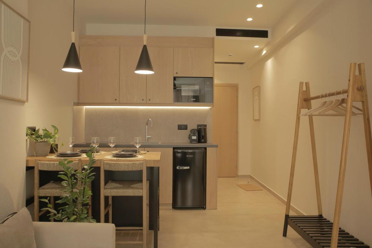 Living Stone Condo Hotel Atene Esterno foto