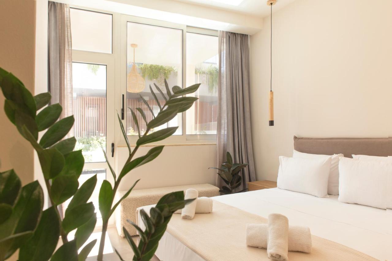 Living Stone Condo Hotel Atene Esterno foto
