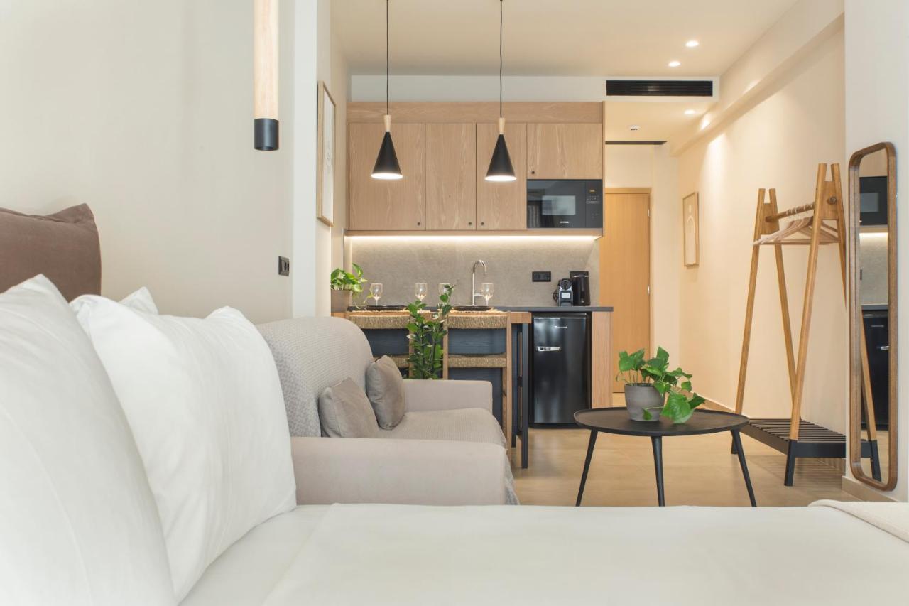 Living Stone Condo Hotel Atene Esterno foto
