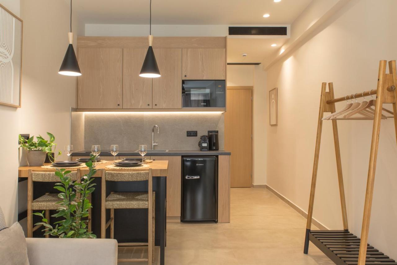 Living Stone Condo Hotel Atene Esterno foto
