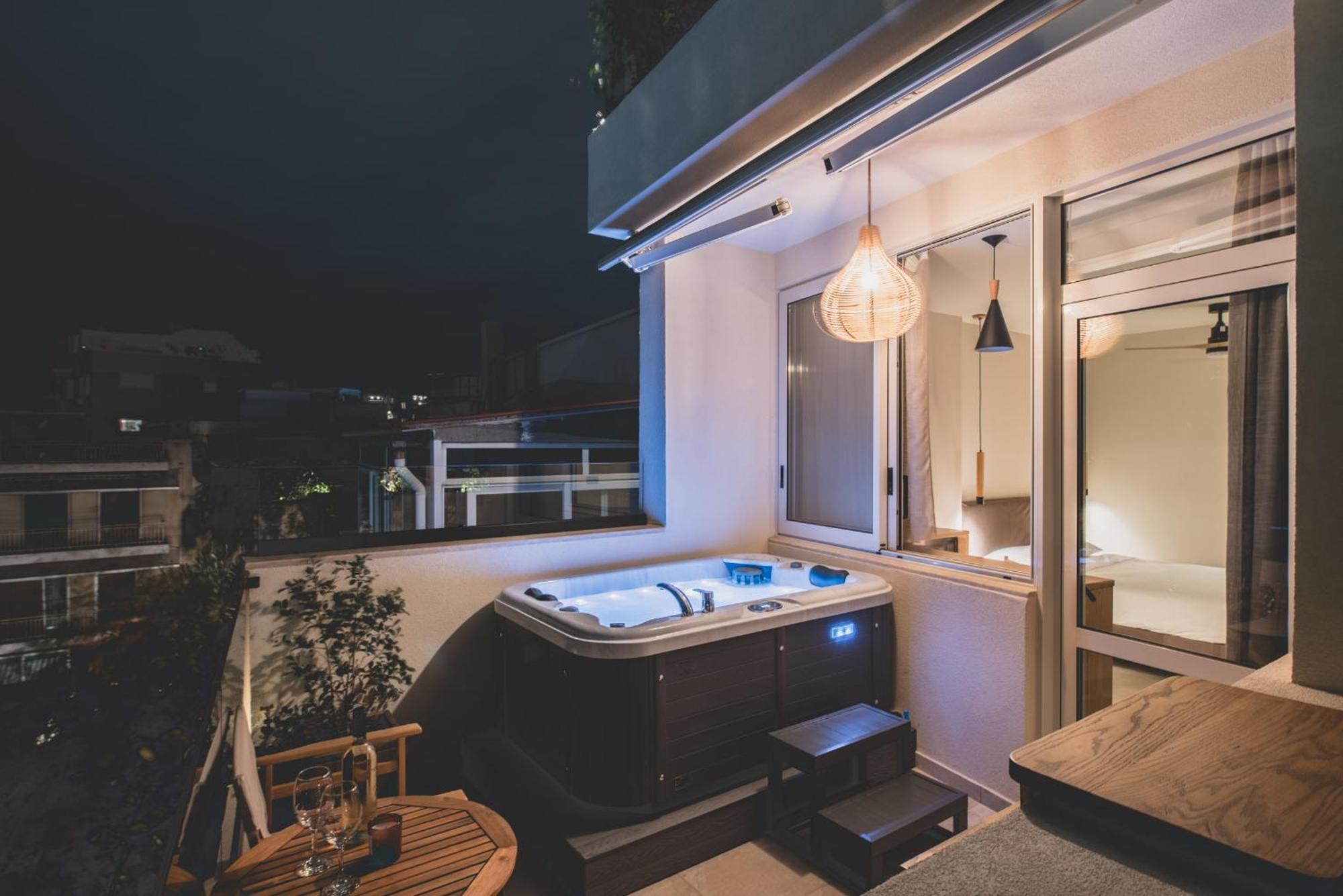 Living Stone Condo Hotel Atene Esterno foto