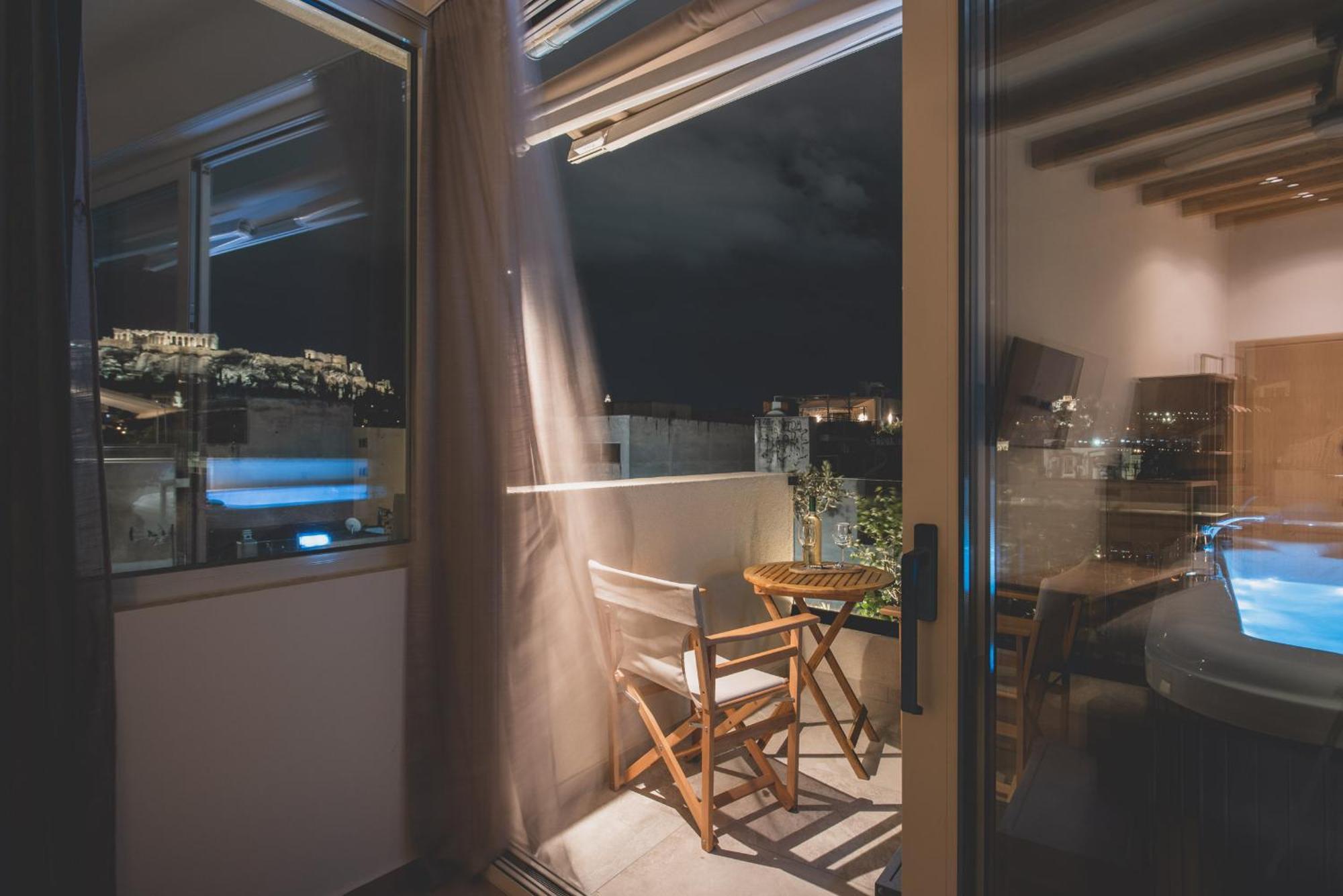 Living Stone Condo Hotel Atene Esterno foto