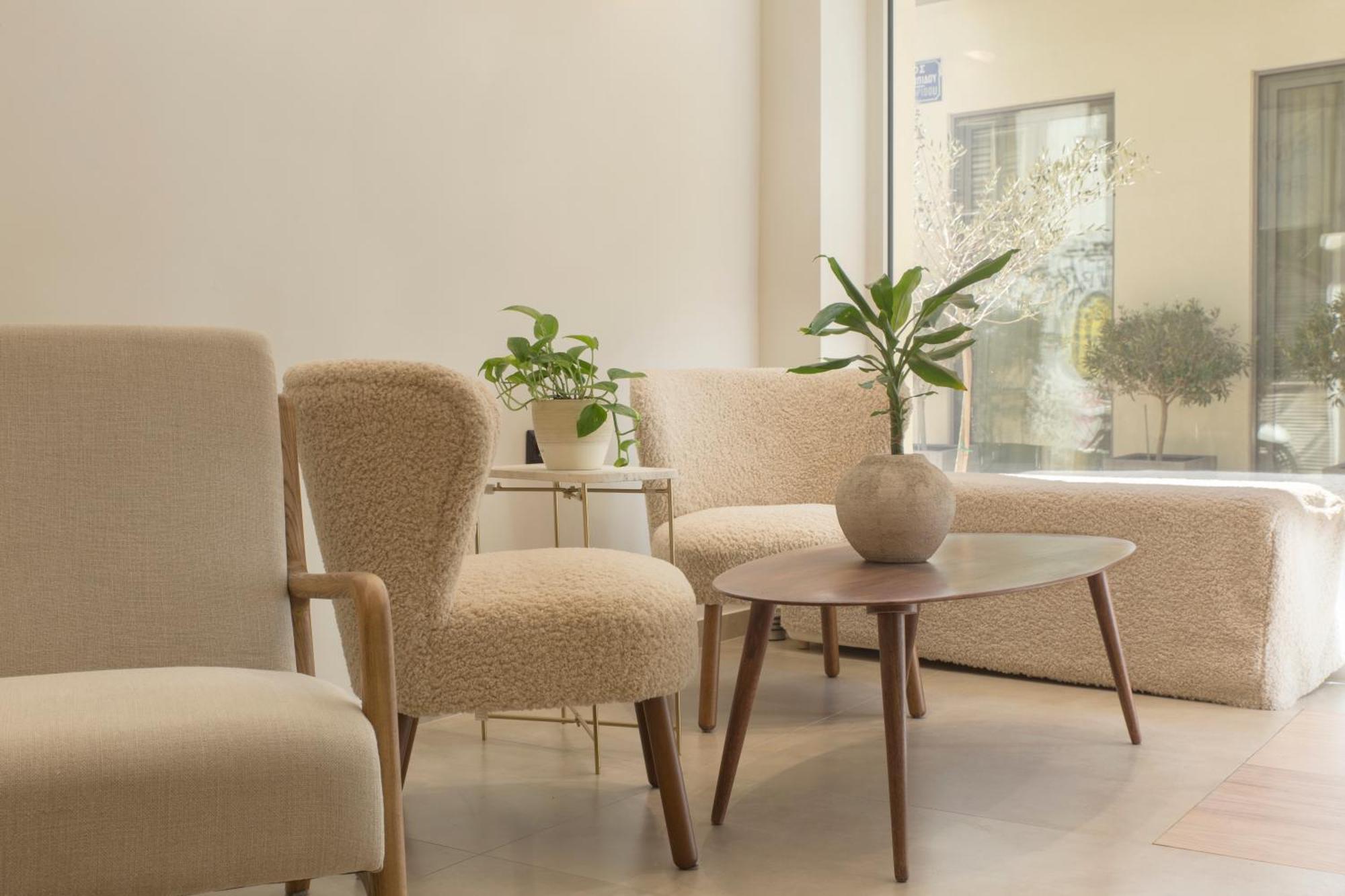 Living Stone Condo Hotel Atene Esterno foto