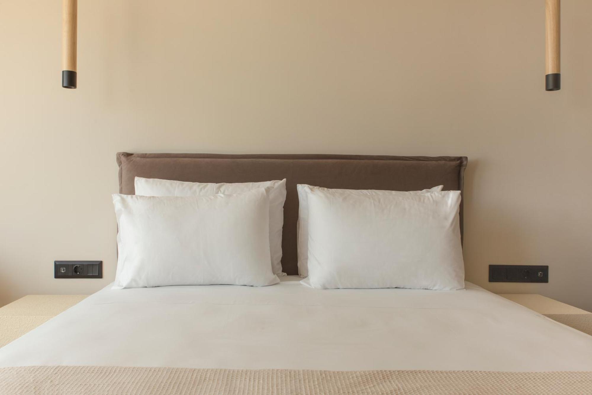 Living Stone Condo Hotel Atene Esterno foto